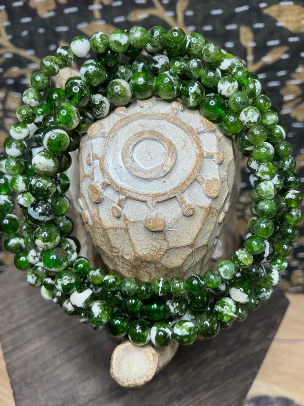 Emerald Green Chalcedony Triple 4-5mm